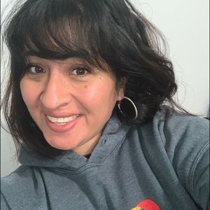 Meet your Posher, Aida